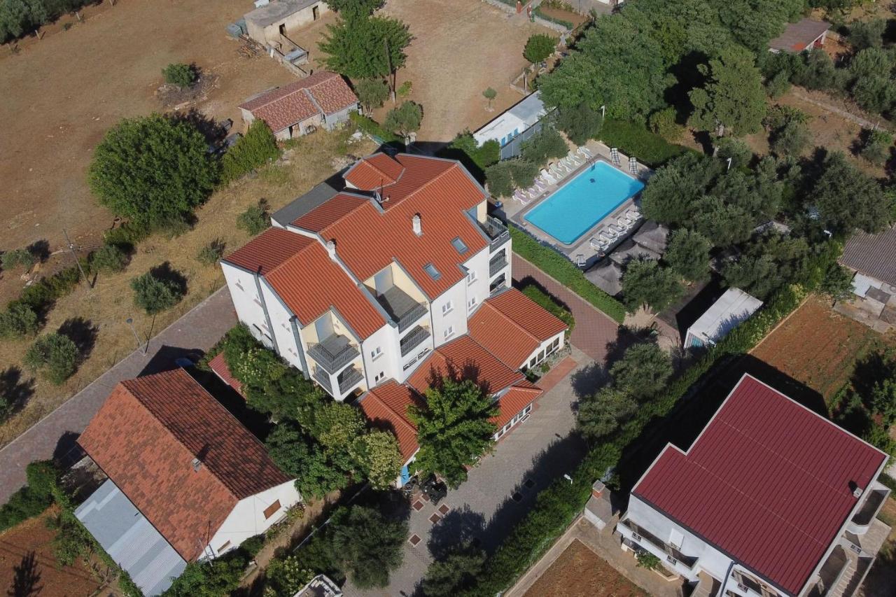 Villa Tade Debeljak 外观 照片